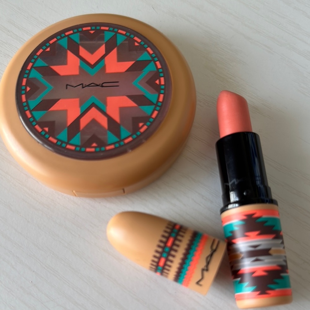MAC Cosmetics Vibe Tribe!